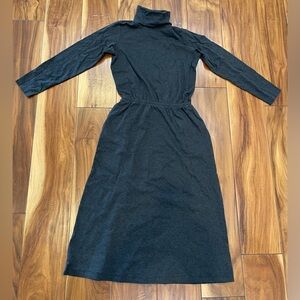 LANDS’ END Womens S dark grey turtleneck Elastic Waist Long Sleeve Midi Dress